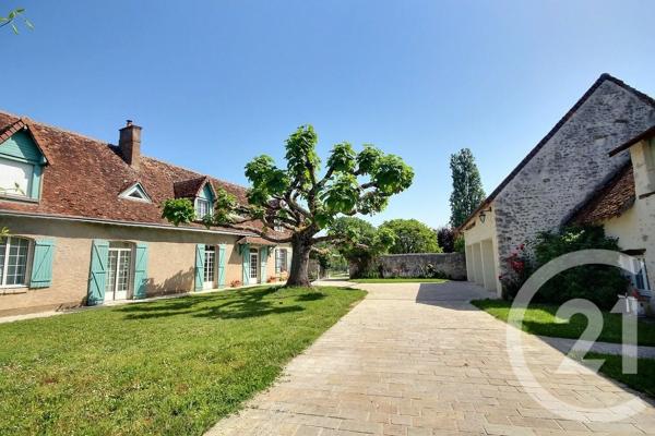 Maison à vendre  7 pièces - 242,50 m 2   VILLEBAROU  - 41