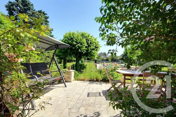 Maison à vendre  7 pièces - 242,50 m 2   VILLEBAROU  - 41