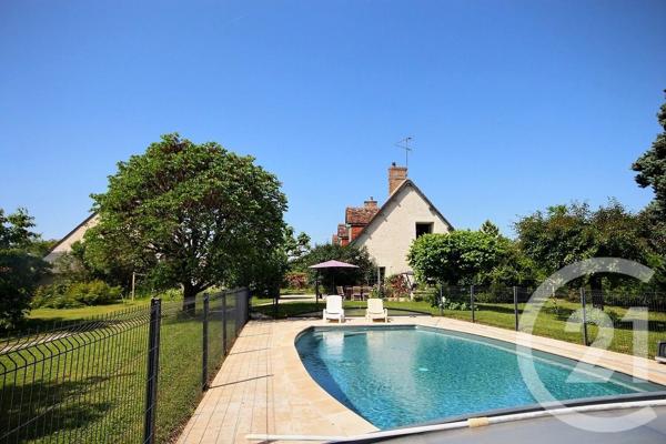 Maison à vendre  7 pièces - 242,50 m 2   VILLEBAROU  - 41