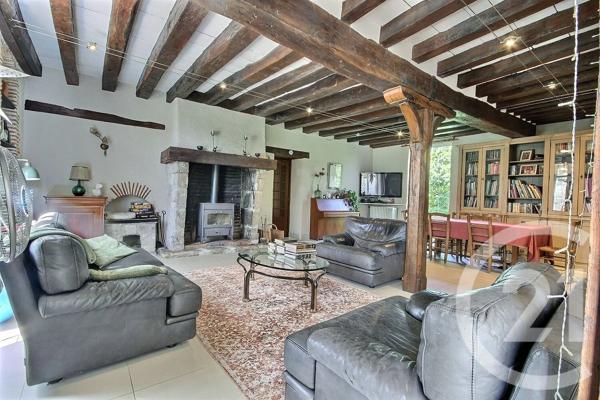 Maison à vendre  7 pièces - 242,50 m 2   VILLEBAROU  - 41