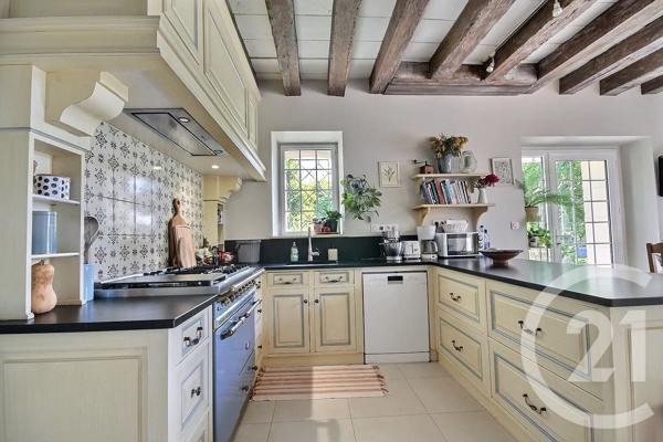 Maison à vendre  7 pièces - 242,50 m 2   VILLEBAROU  - 41