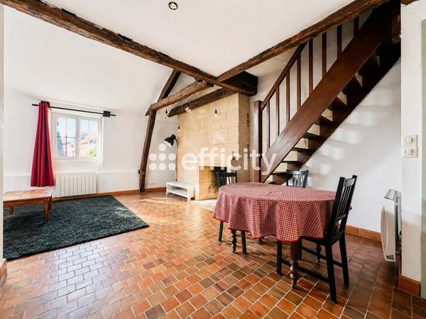 Appartement
         2 pièces
        - 59 m² 160 000 € *
