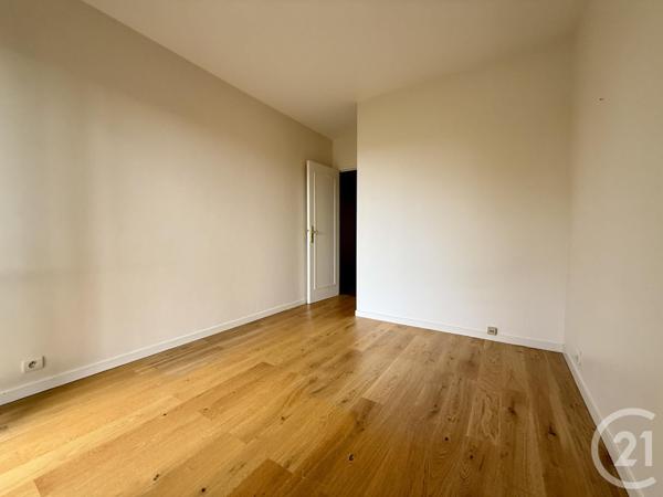 Appartement F4 à vendre  4 pièces - 80,79 m2 FONTAINEBLEAU - 77