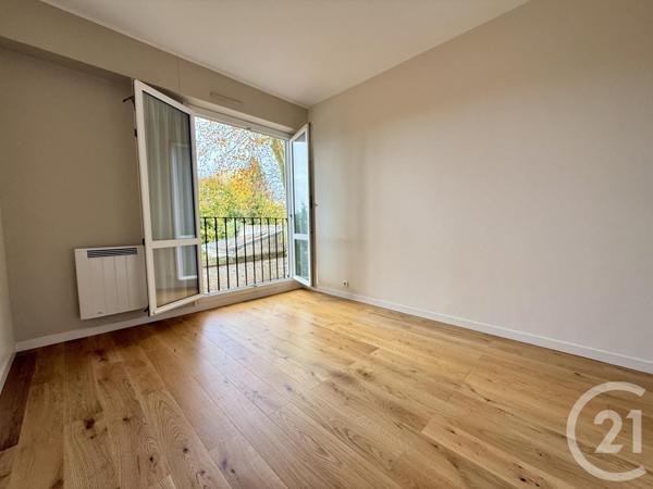 Appartement F4 à vendre  4 pièces - 80,79 m2 FONTAINEBLEAU - 77