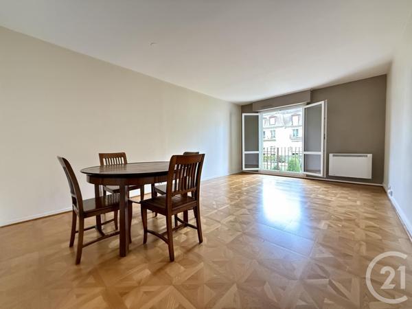 Appartement F4 à vendre  4 pièces - 80,79 m2 FONTAINEBLEAU - 77