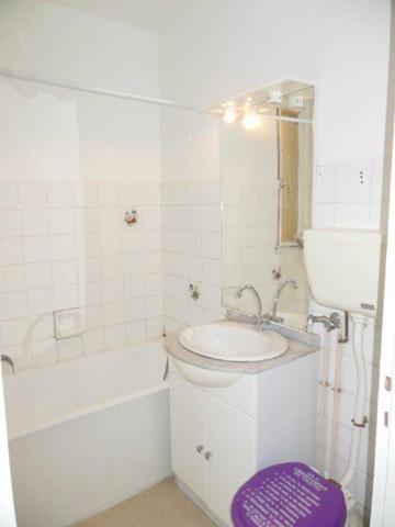 Toulouse Rangueil 31400 Proche Métro Fac de Pharmacie Grand T1 26.40m² avec balcon - parking et cave