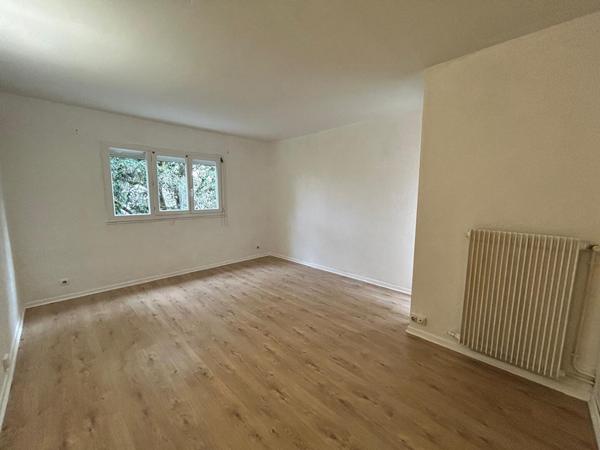 Toulouse Rangueil 31400 Proche Métro Fac de Pharmacie Grand T1 26.40m² avec balcon - parking et cave