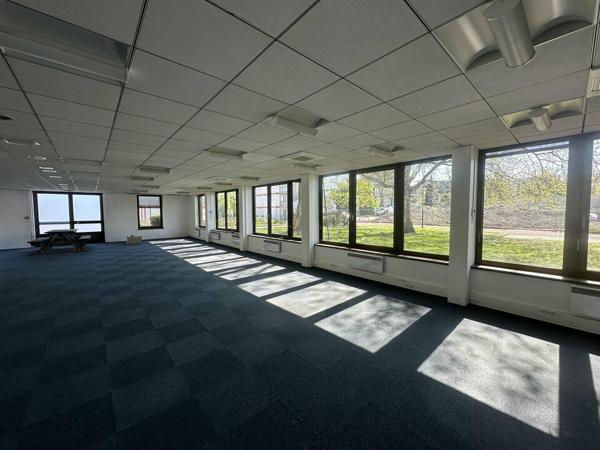 BUREAUX à LOUER de 510 m²