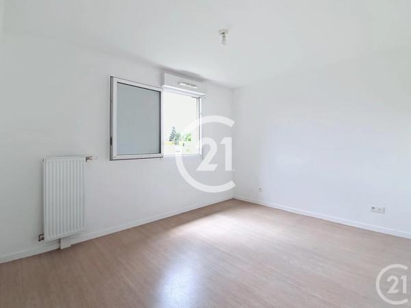 Appartement F3 à vendre  3 pièces - 65,30 m 2   MONT ST AIGNAN  - 76