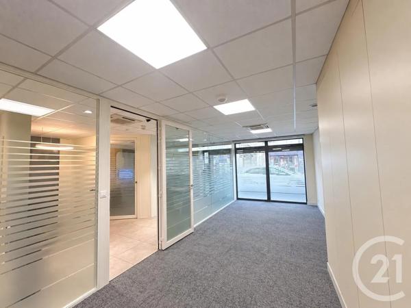 Immeuble à vendre  148 m 2   CHERBOURG EN COTENTIN  - 50