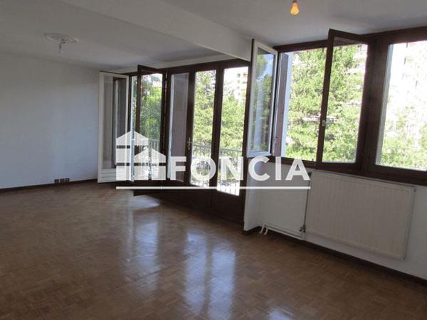 Location Appartement 3 pièces 66.8 m² - 22 RUE DES PEUPLIERS Meylan 38240