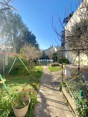 Maison Saint-Denis 6 pièces 120m² sur 384 m² de terrain