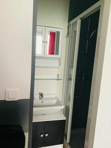 Appartement à vendre    1 pièce • 11 m2    Nice