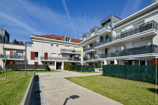 Appartement Champs Guillaume 3 pièces 58 m2 263 000 € **  - Référence  2061