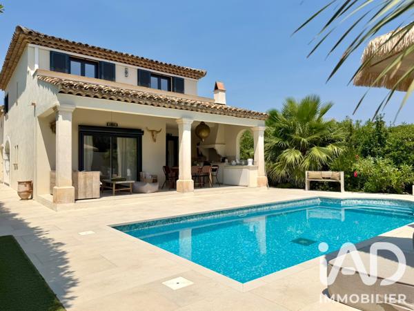 Maison à vendre 5 pièces 139 m² Sainte-Maxime