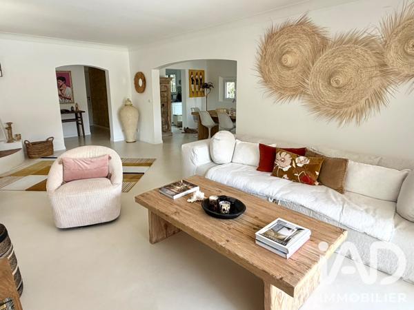 Maison à vendre 5 pièces 139 m² Sainte-Maxime