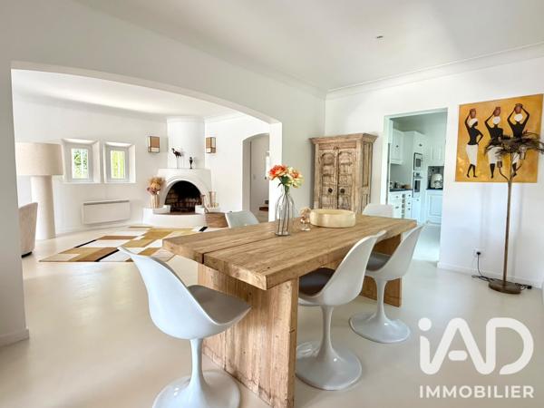 Maison à vendre 5 pièces 139 m² Sainte-Maxime