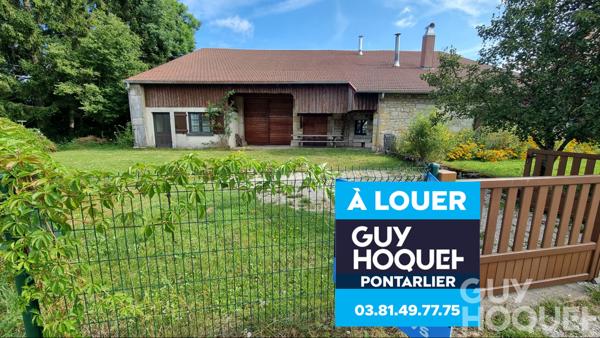 A LOUER CHARMANTE FERME AVEC TERRAIN 1400 M²