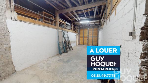 A LOUER CHARMANTE FERME AVEC TERRAIN 1400 M²