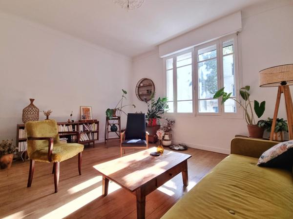 Élégant T2 lumineux proche place Mellinet