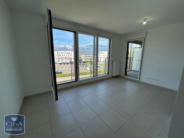 Appartement à louer 1 pièce 25.98m²