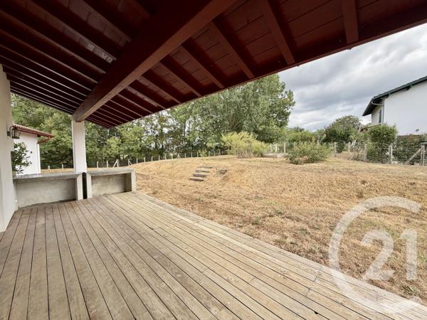 Maison à vendre  5 pièces - 123 m 2   HASPARREN  - 64