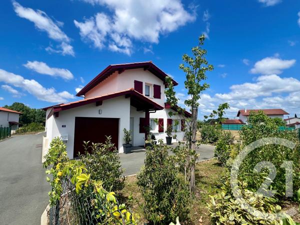 Maison à vendre  5 pièces - 123 m 2   HASPARREN  - 64