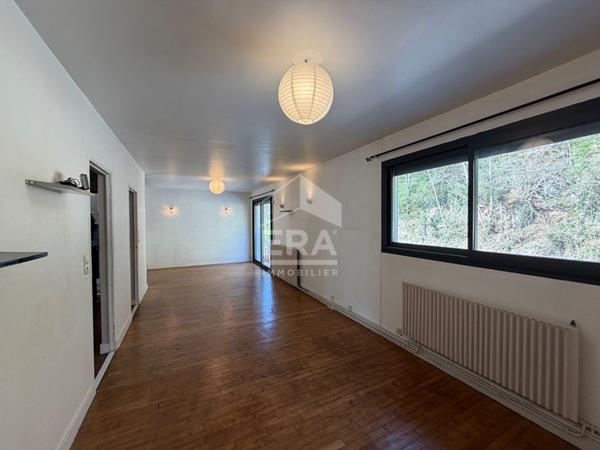 A vendre Périgueux Maison rénovée avec terrasse, garage proche commodités type 4