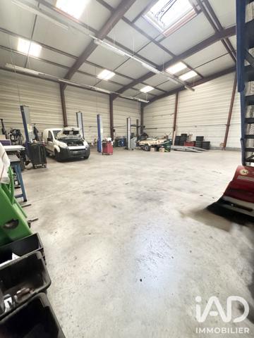Garage, Station-service​ à vendre 400 m² Boissy-le-Châtel