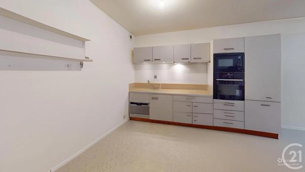 Appartement F3 à vendre  3 pièces - 66,64 m 2   PONTARLIER  - 25