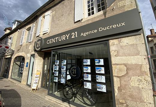 Maison à vendre  10 pièces - 134,80 m 2   CLAMECY  - 58