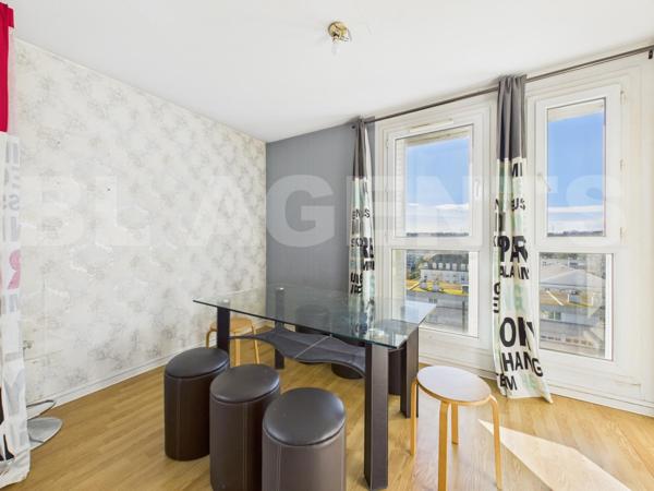 APPARTEMENT 4 PIECES 2 CHAMBRES