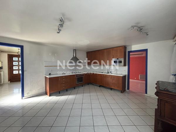 Nestenn Igny, maison familiale quartier Gommonvilliers proche commerces de Place de la Ferme et des axes routiers A6/A10/N118/A86, RER C/ V et du plateau de Saclay  / Vélizy Ecole Jules Ferry ,collège Emile Zola, Lycée international