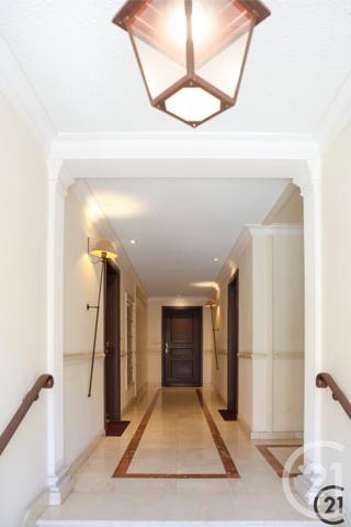 Appartement à vendre  4 pièces - 114 m2 LA LONDE LES MAURES - 83