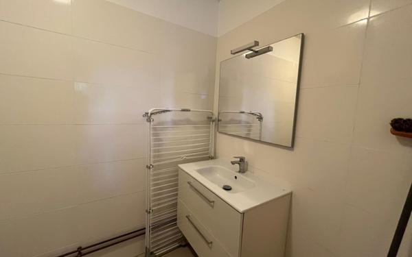 Appartement à louer    1 pièce • 23,87 m2 Schoelcher