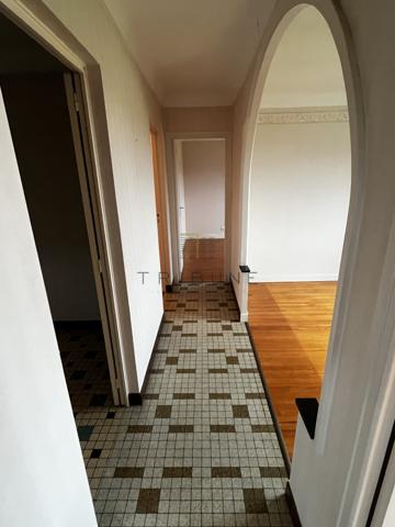 Maison 8 pièce(s) 2 chambre(s) 102 m²
