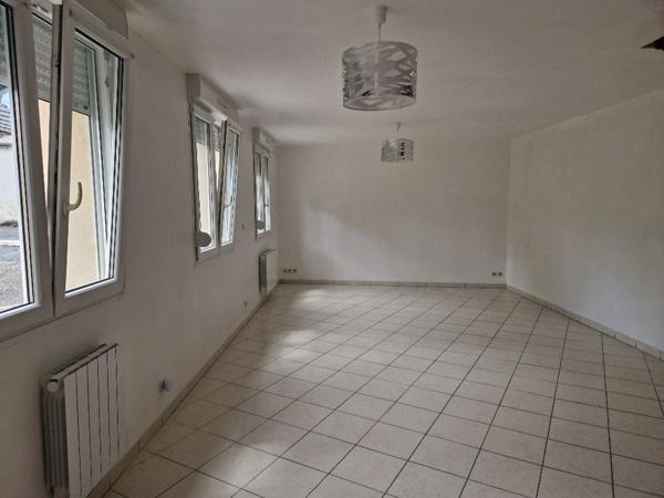 Appartement Fère Champenoise 2 Chambres + Garage