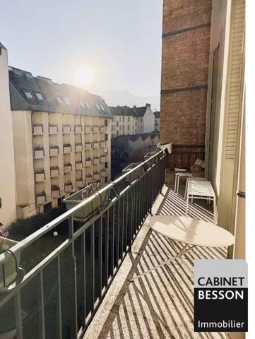 GRENOBLE CENTRE - F5 avec ascenseur