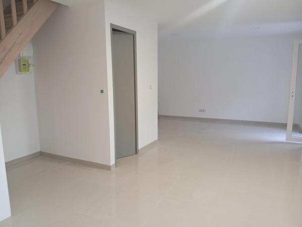 Maison à vendre 4 pièces FOIX (09)