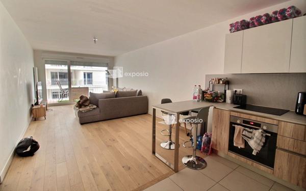 Appartement à vendre    3 pièces • 72 m2 Clichy