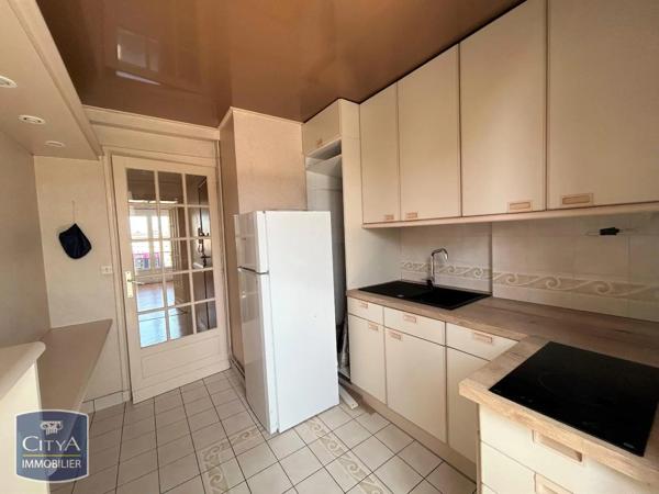 Appartement à louer 3 pièces 65.64m² Tours (37000)