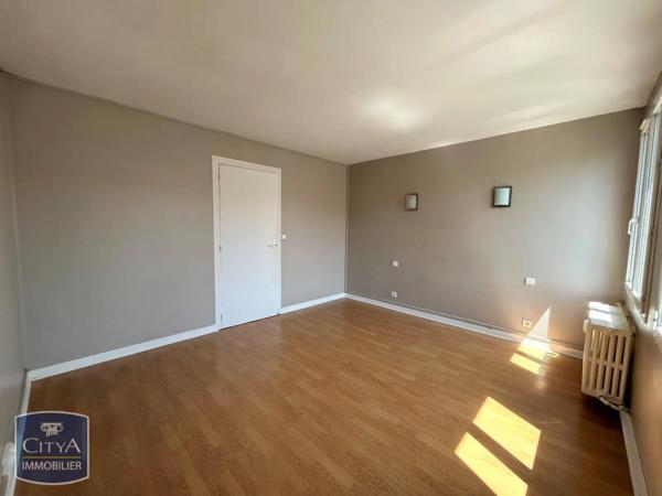Appartement à louer 3 pièces 65.64m² Tours (37000)