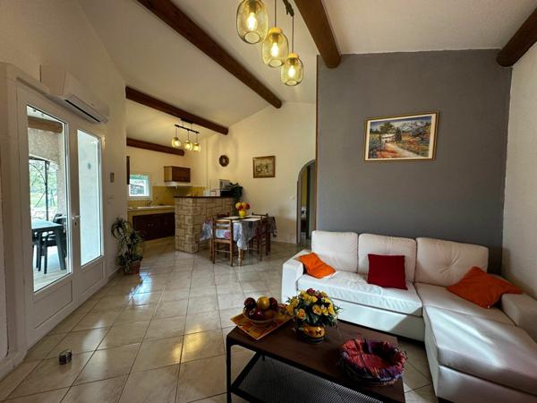 Maison à louer    3 pièces •  Chandolas