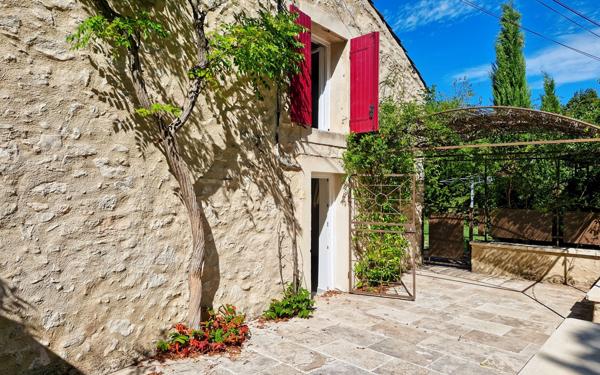 Maison à louer    3 pièces • 60,57 m2 Saint-Michel-l'Observatoire