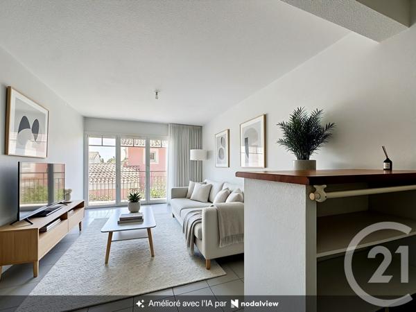 Appartement F3 à vendre  3 pièces - 56,20 m 2   ARES  - 33