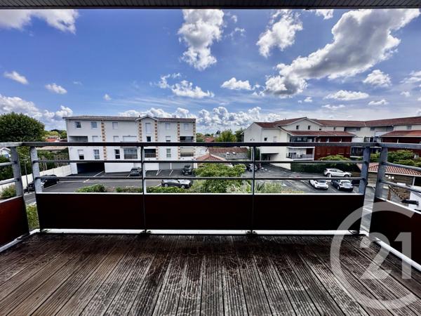 Appartement F3 à vendre  3 pièces - 56,20 m 2   ARES  - 33