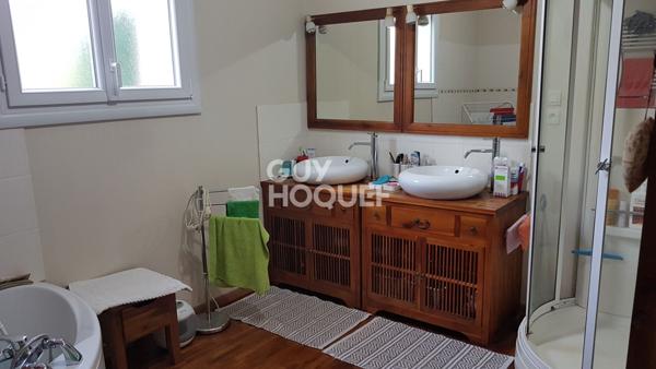 Maison Chateau Gontier Sur Mayenne 8 pièce(s) 145 m2