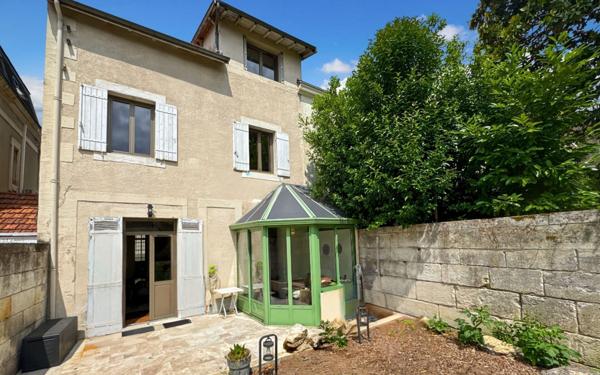 Maison à vendre    7 pièces • 198 m2 Périgueux