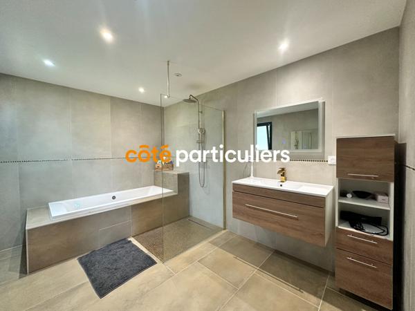 Vente Maison195 m² - 5 Pièces - SANSSAC L EGLISE (43320)