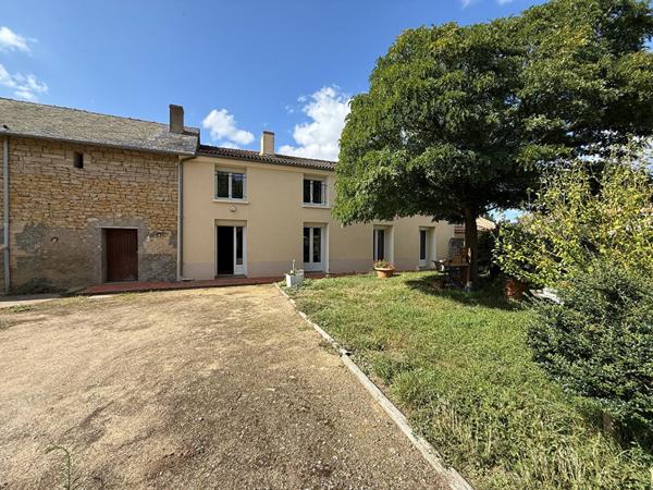 A vendre -Corps de ferme - 118m² - 6 pièces -Doué En Anjou - D5928